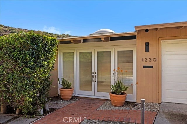 Building Photo - 1220 Anacapa Way