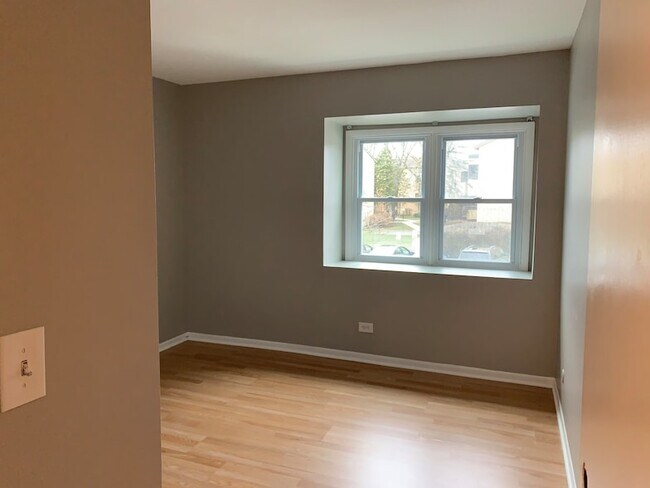 Building Photo - 1125 Pleasant Run Dr