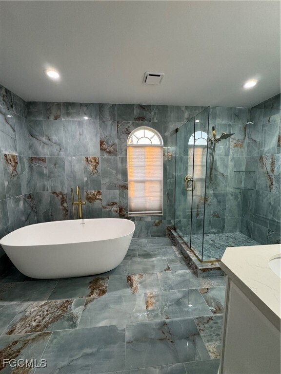 Building Photo - 3707 SE 8th Pl