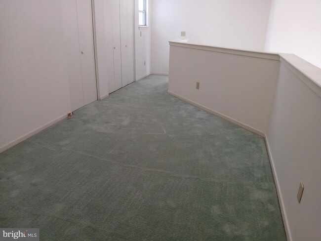 Building Photo - 247 Fountain St