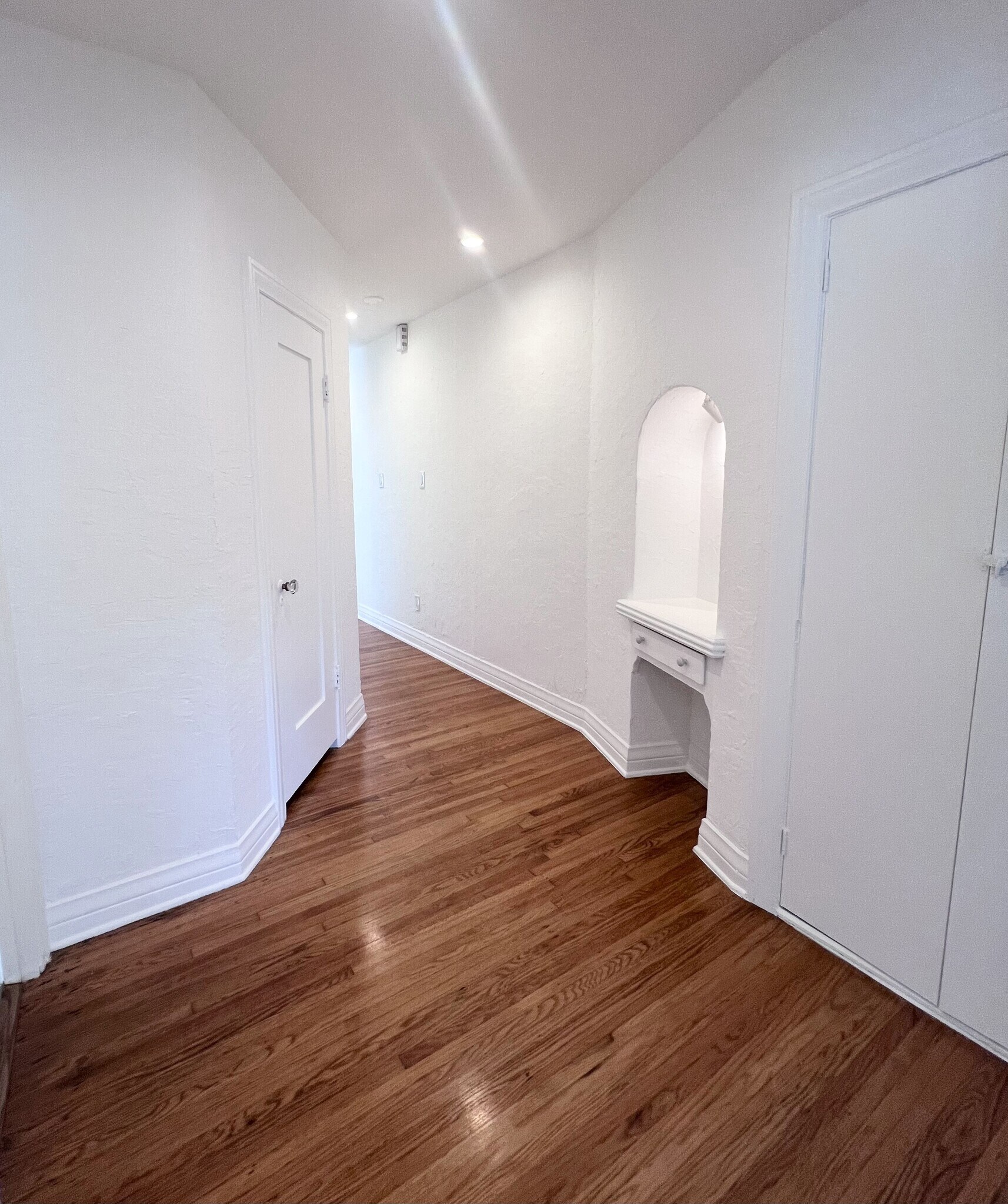 Building Photo - 4628 6th Ave