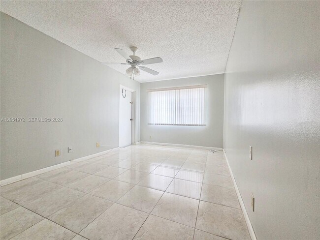 Building Photo - 4159 NW 90th Ave