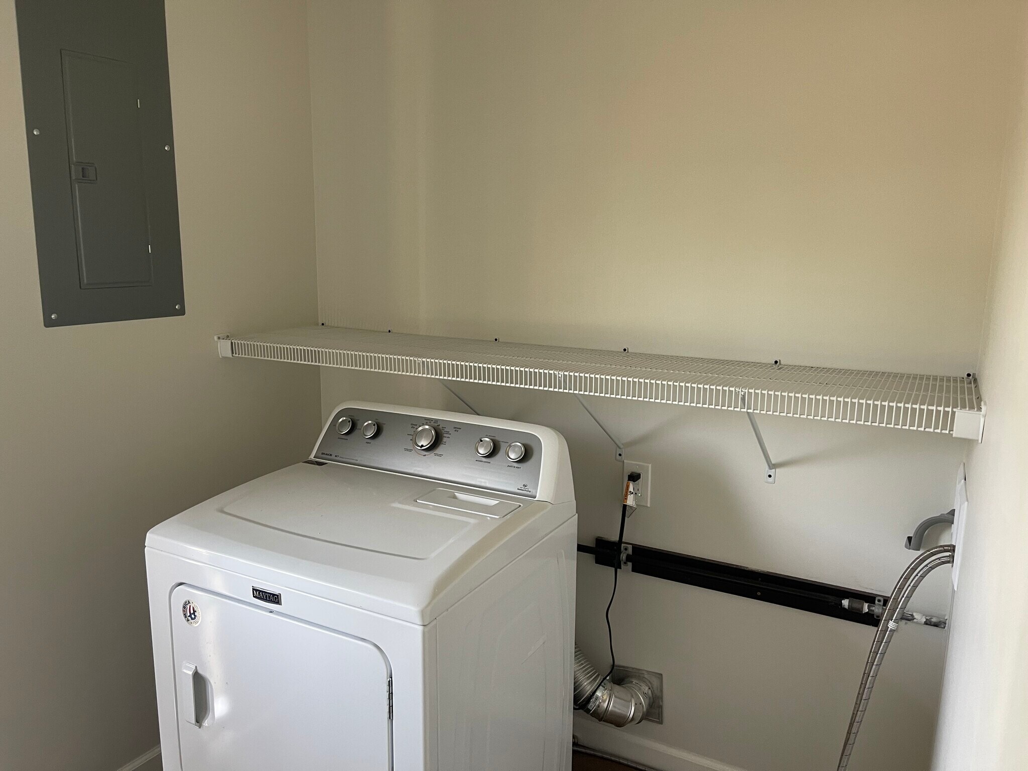 Dryer-Utility Room - 192 N 500 W