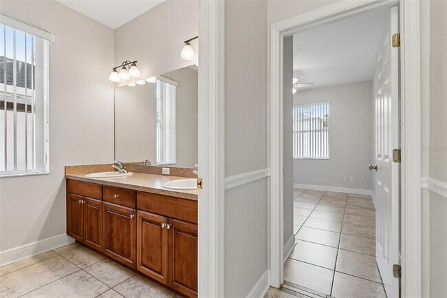 Building Photo - 1208 DR Martin Luther King JR Street North