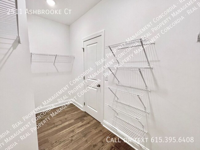 Building Photo - 2511 Ashbrooke Ct