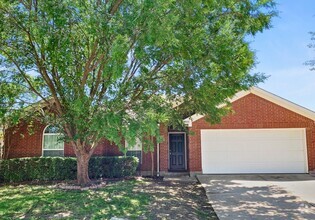 Building Photo - Charming 4-Bedroom Home in Mansfield ISD!
