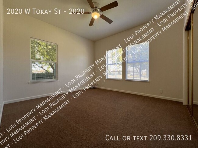 Building Photo - 2020 W Tokay St