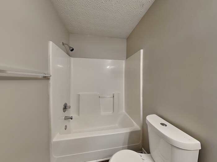 Building Photo - 2340 Brookgate Way