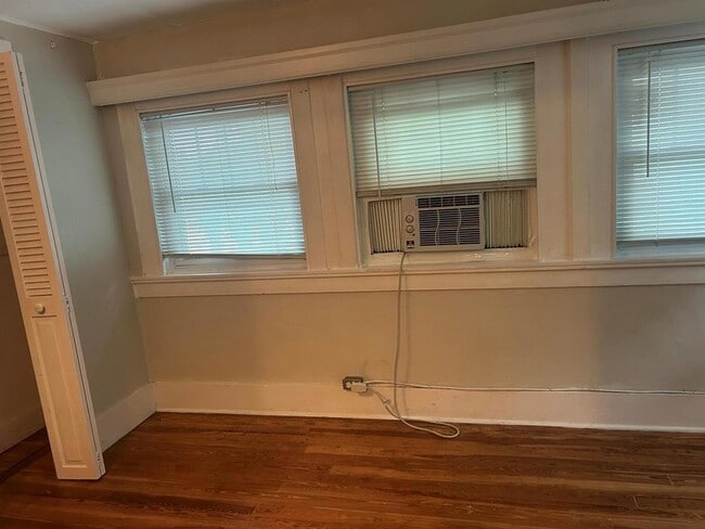 Building Photo - 431 S M St