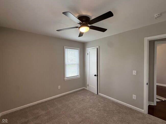 Building Photo - 4801 Farrington Ave