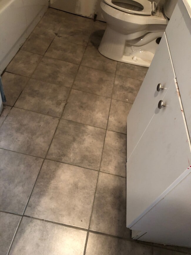 Building Photo - 649 Fulton Ave SW