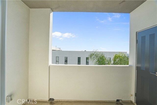 Building Photo - 8750 Sepulveda Blvd