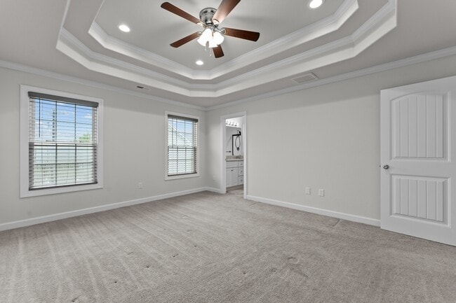 Building Photo - 824 Somb Moore Ways