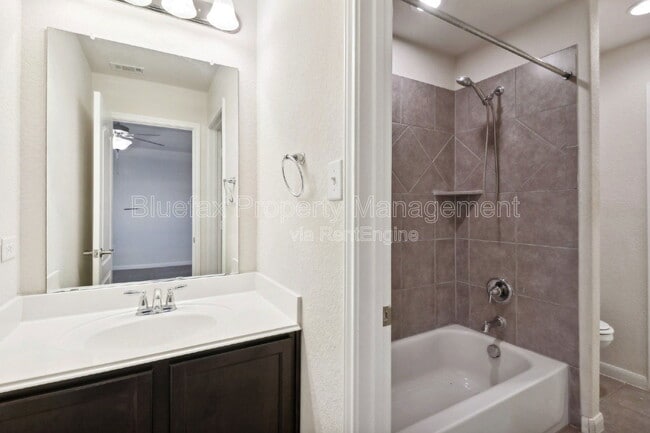 Building Photo - 13419 Canadian Parke