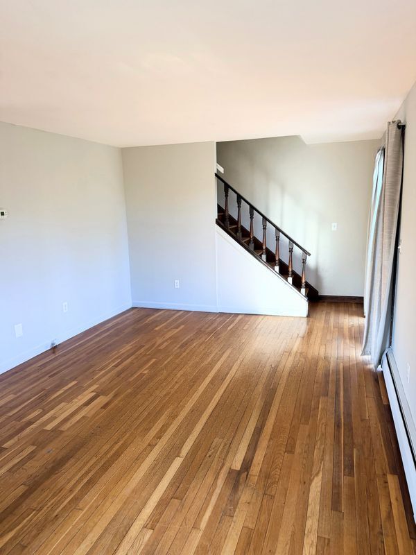 Building Photo - 195 Wall St