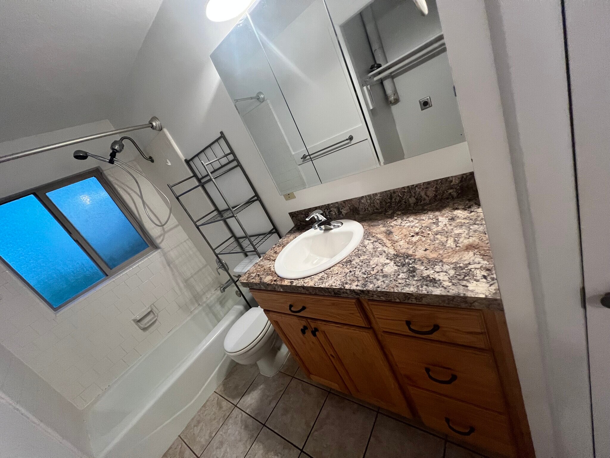 Building Photo - 689 E 2300 N