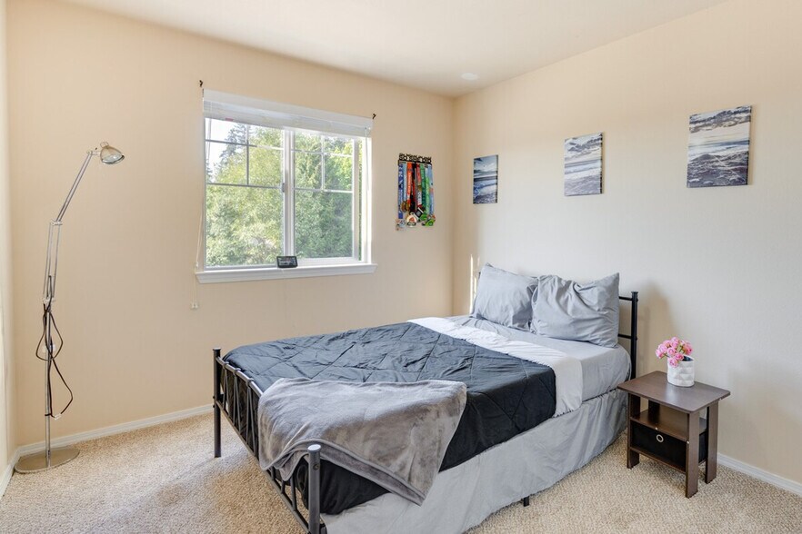 Building Photo - 111 Nellis Rd