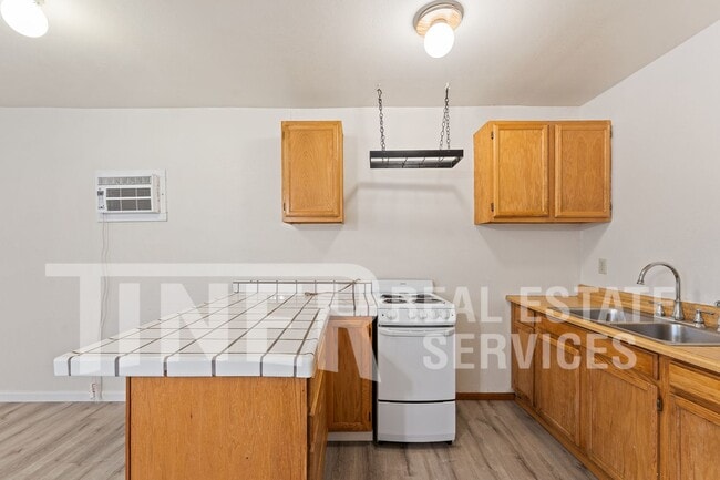 Building Photo - 4201 53rd St