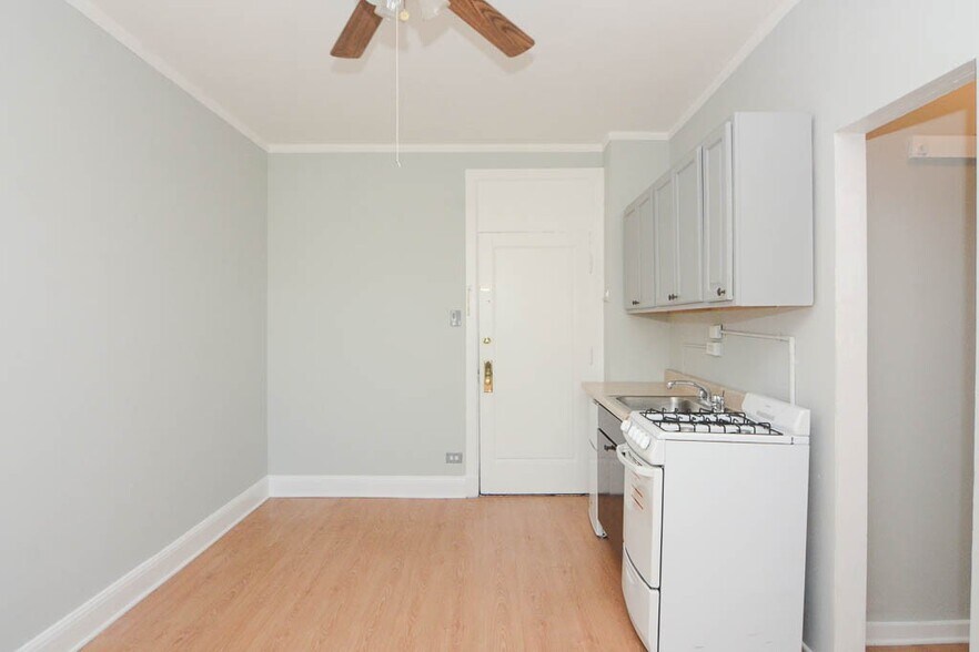 Building Photo - 3836 N Fremont St