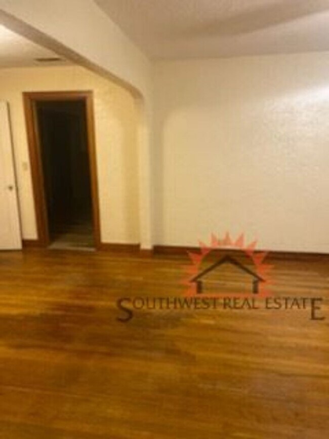 Building Photo - Charming 2 Bed 2 Bath home in Texico