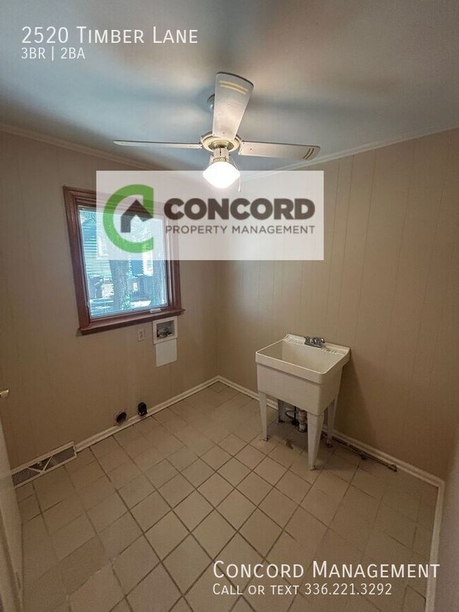 Building Photo - 2520 Timber Ln