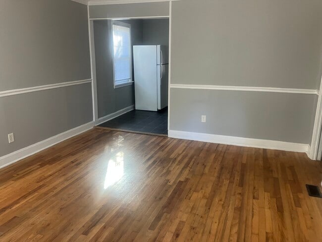 Building Photo - 1519 Fanning