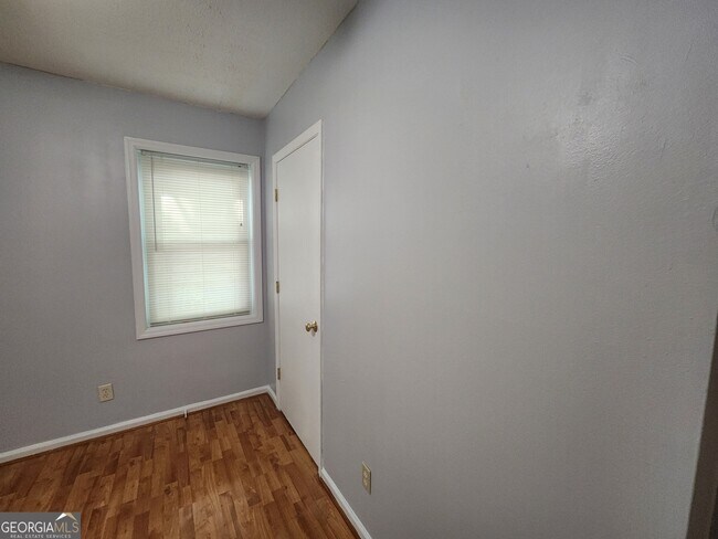 Building Photo - 8121 Maudie Ln