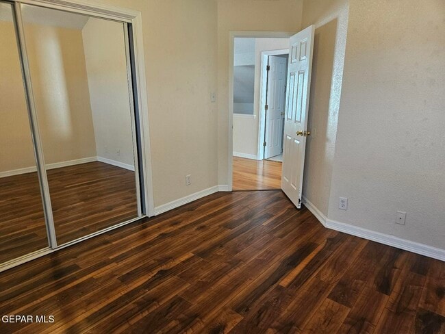 Building Photo - 11235 Kachina Dr