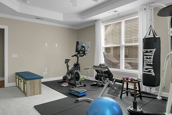 Building Photo - Johns Island 4BR, 2.5 BA Gem: Features Wood Floors, 2-Car Garage, & Community Pool