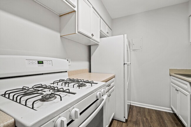 Building Photo - 142 Georgetown Rd