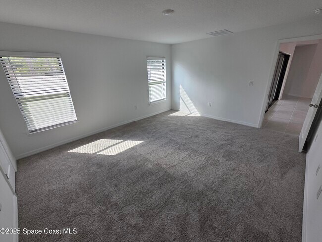 Building Photo - 482 Consolata Ave NW