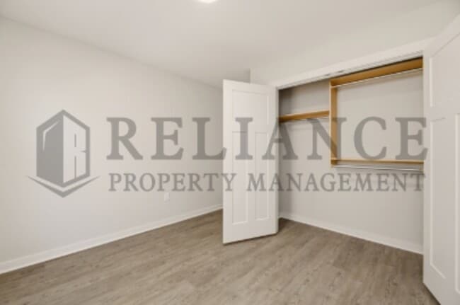 Building Photo - 2422 S Wheatland St
