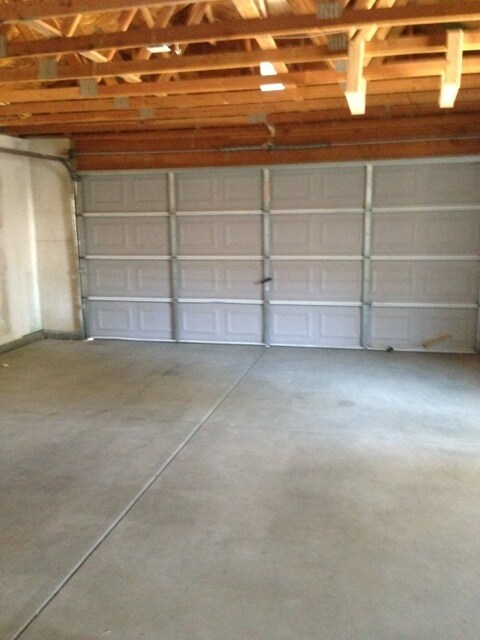 Building Photo - 730 Waterford Way