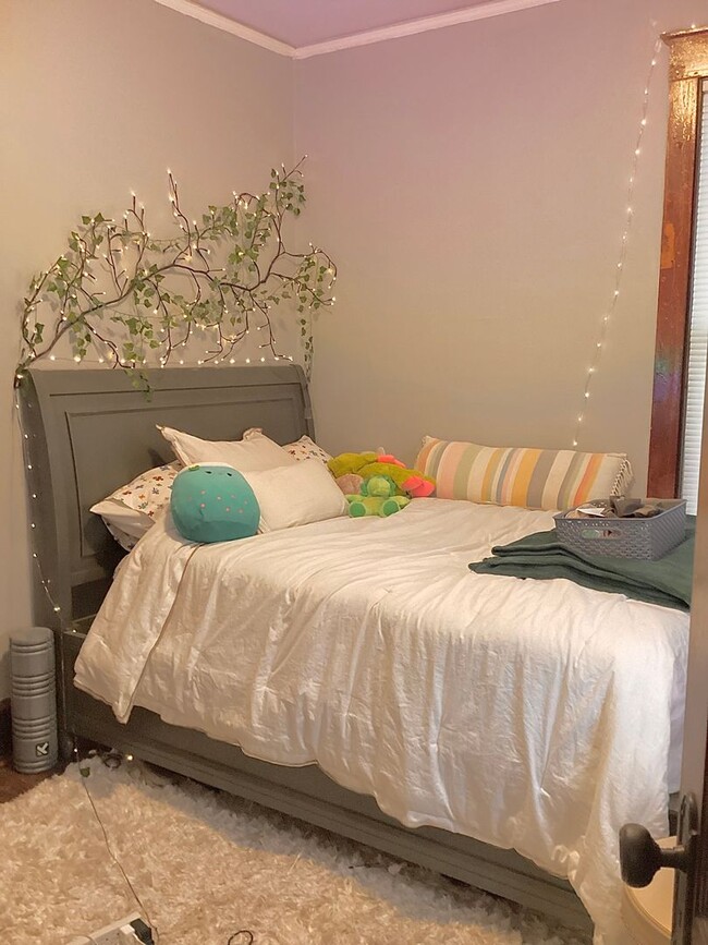 Building Photo - Murray Upper UWM