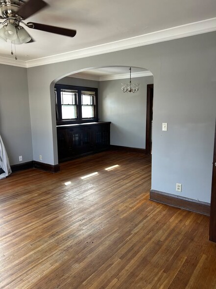 Building Photo - 3923 Upton Ave N