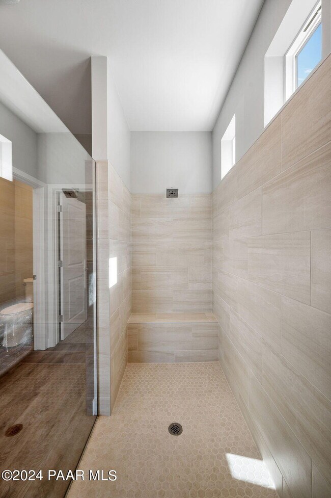 Building Photo - 1316 Rockwood Dr