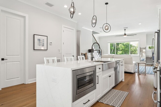 Building Photo - 4515 W North A St