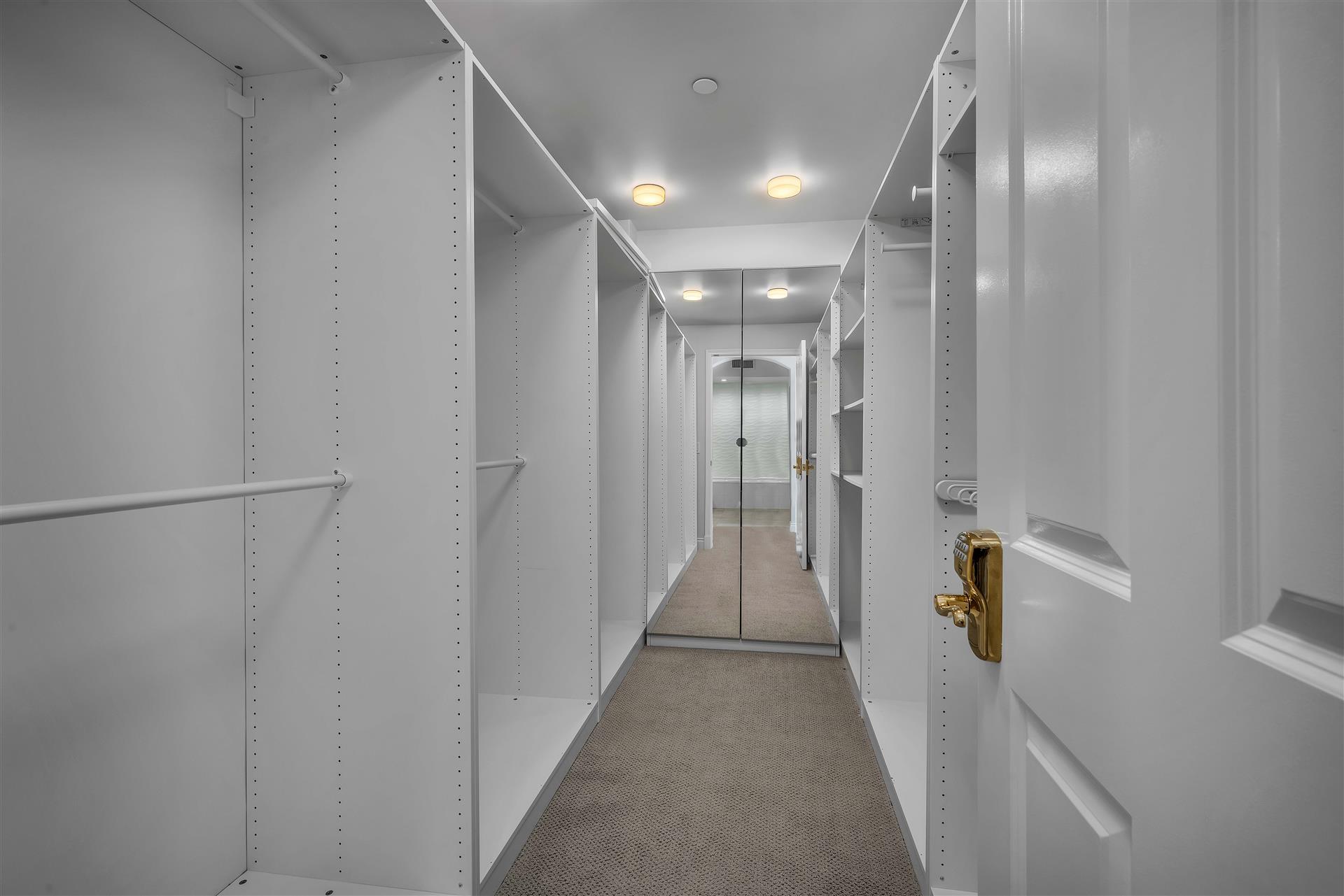 Building Photo - 11847 Gorham Ave