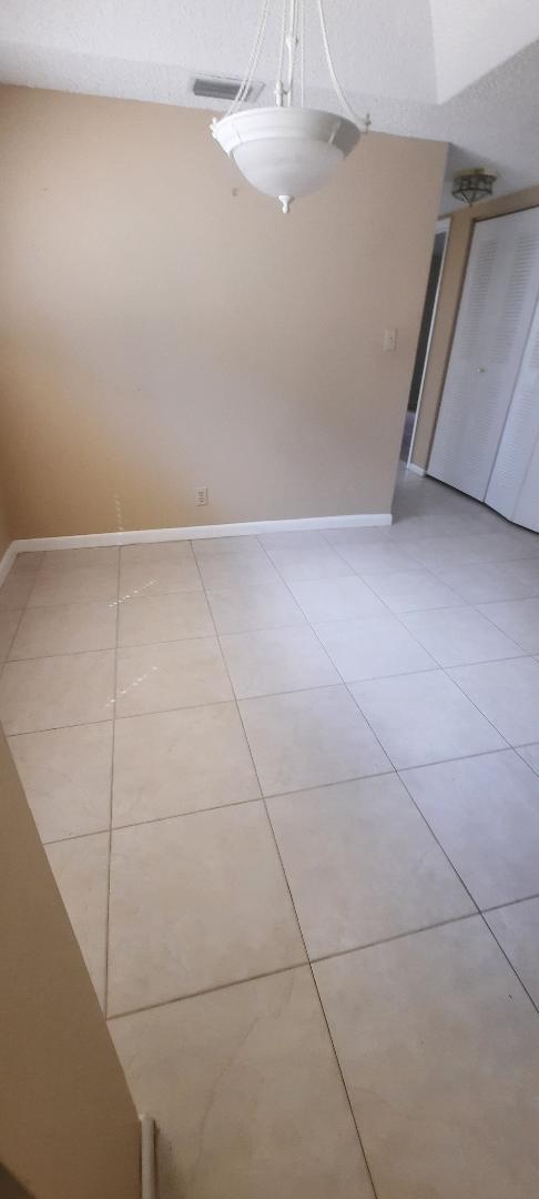 Building Photo - 15217 Lakes of Delray Blvd