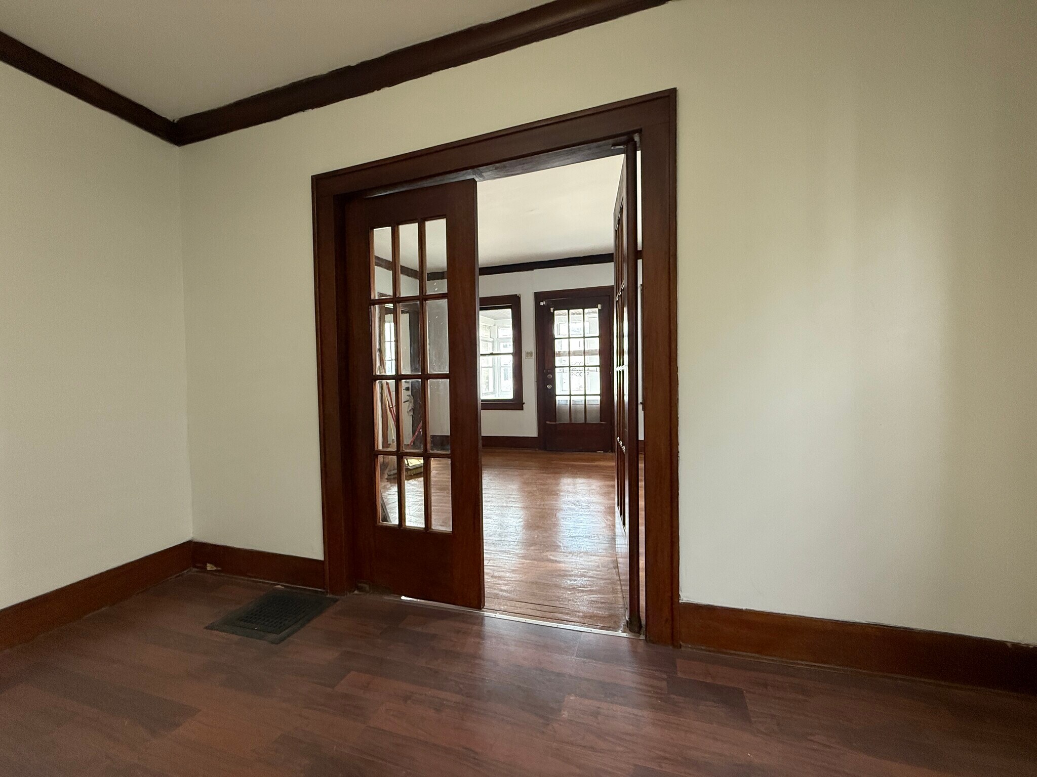 Building Photo - 318 Scio St