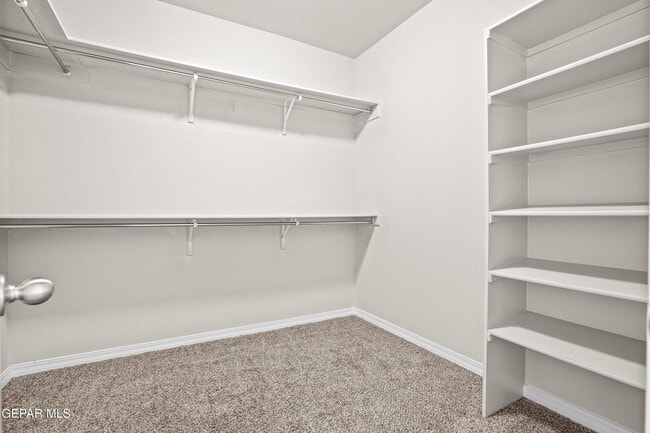 Building Photo - 408 Indigo Ct