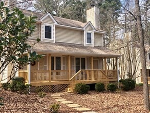 Building Photo - Bright Duplex Minutes Away from Clemson's Campus!