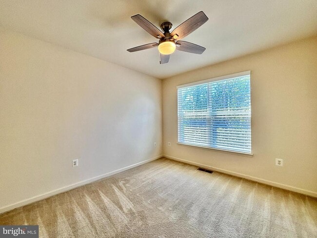 Building Photo - 1599 Renate Dr