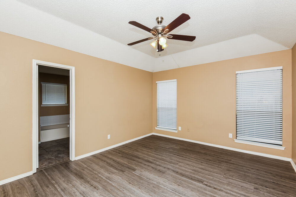 Building Photo - 829 Minuteman Dr