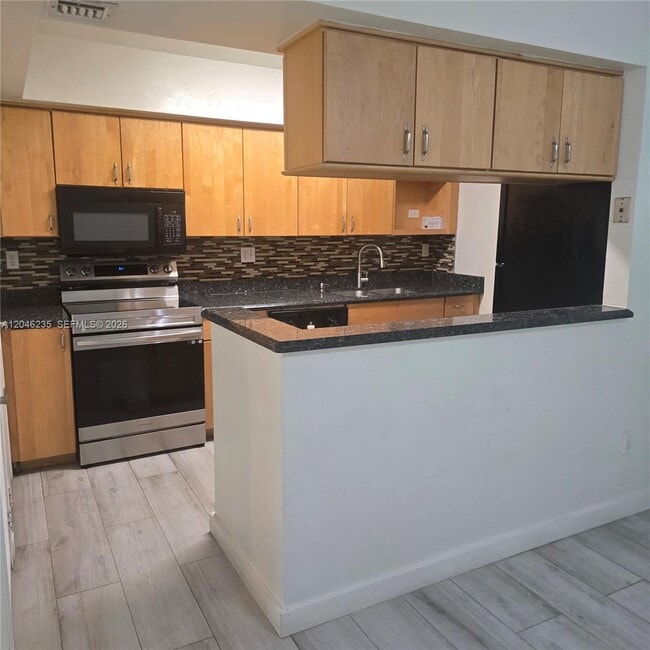 Building Photo - 8401 SW 107th Ave