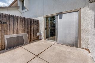 Building Photo - 6910 Hart Ln