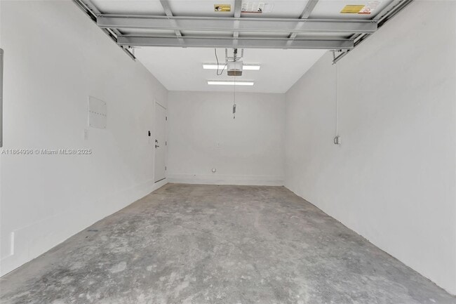 Building Photo - 1563 NW 94th Way