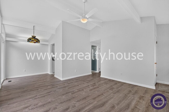 Building Photo - 1214 Elco Ave