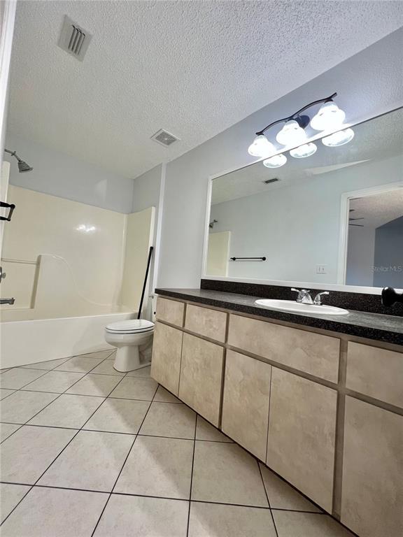 Building Photo - 7469 Pond Cir