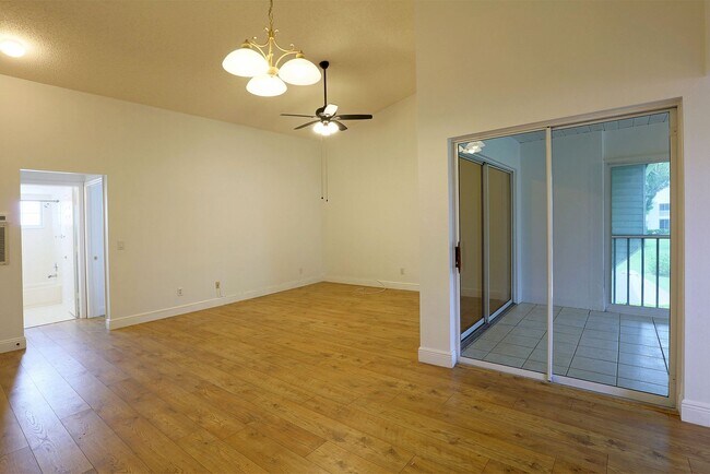 Building Photo - AVAILABLE NOW